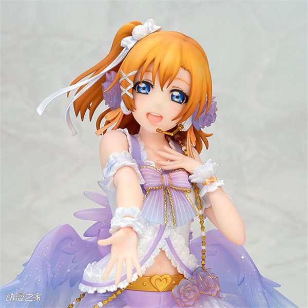 Alter《LoveLive!》穂乃果 白色情人节装扮1/7手办开订